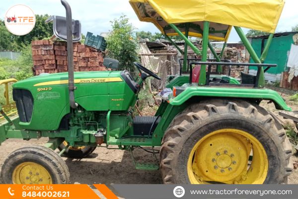 John Deere 5042D PowerPro 2WD Tractor 2020