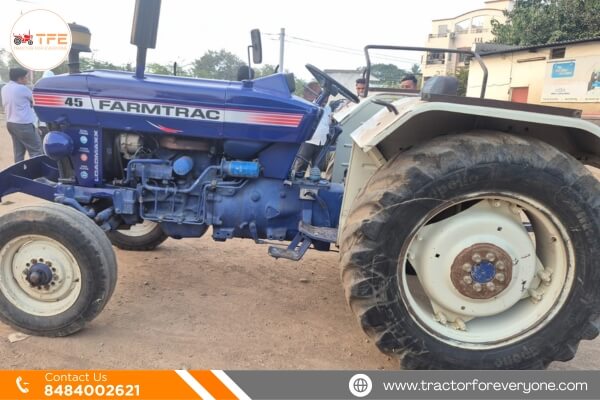 Farmtrac 45 Loadmaxx 2WD Tractor 2014